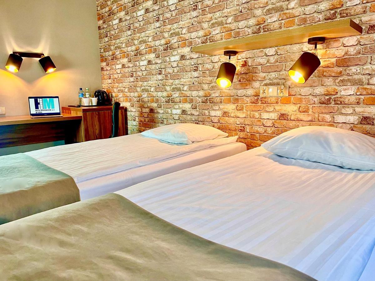 Hotel Mazowiecki Lodz Esterno foto