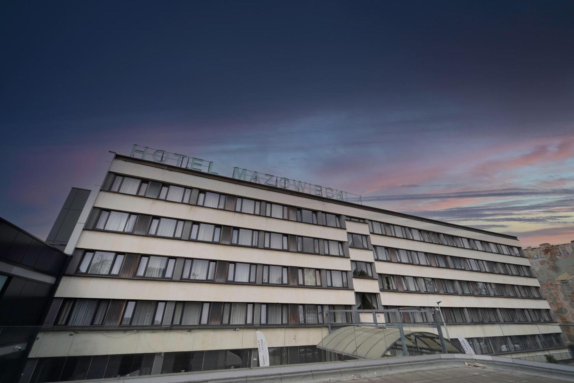 Hotel Mazowiecki Lodz Esterno foto