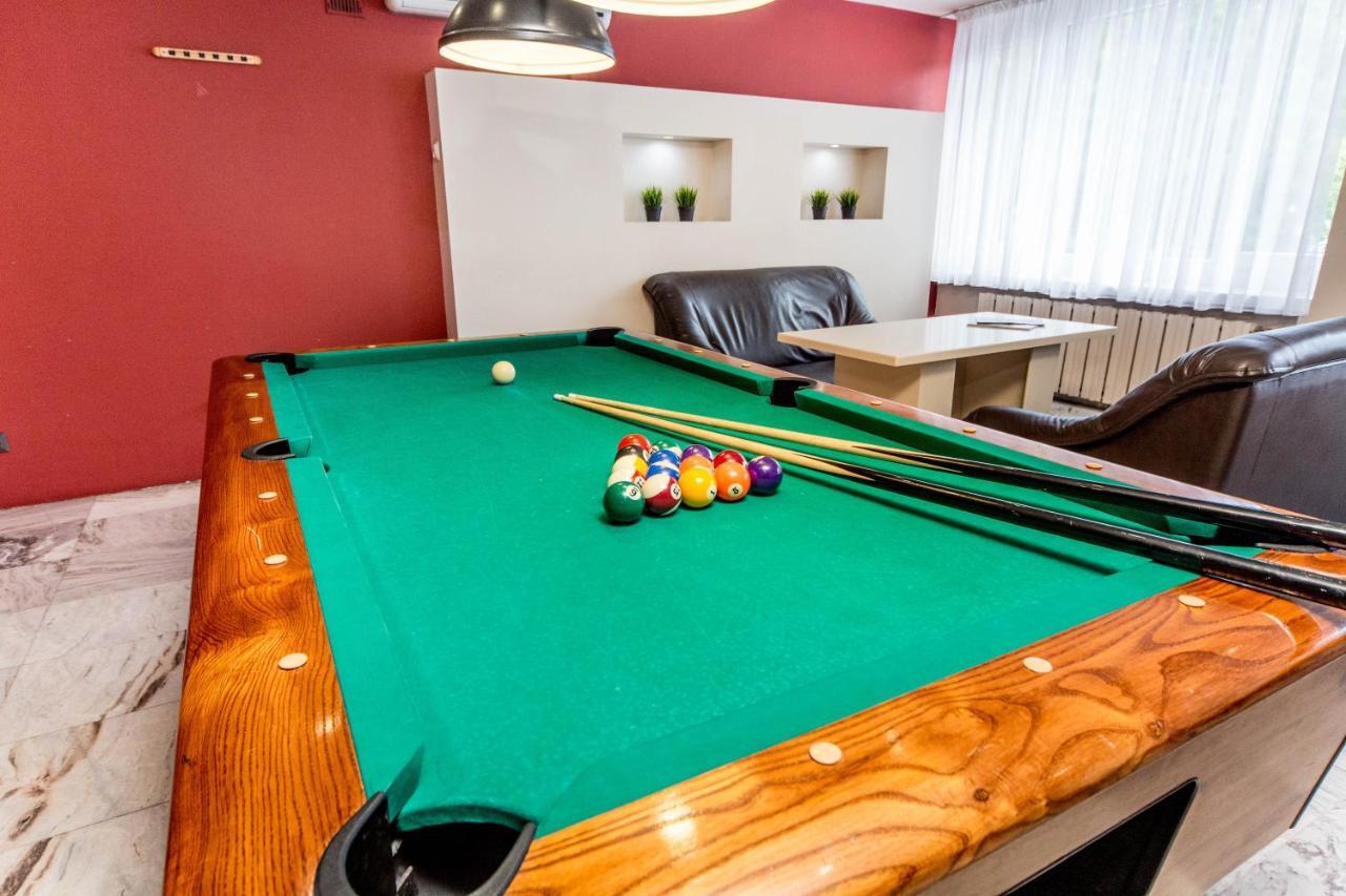 Hotel Mazowiecki Lodz Esterno foto